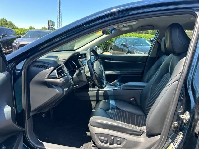 Used 2020 Toyota Camry SE FWD image 15