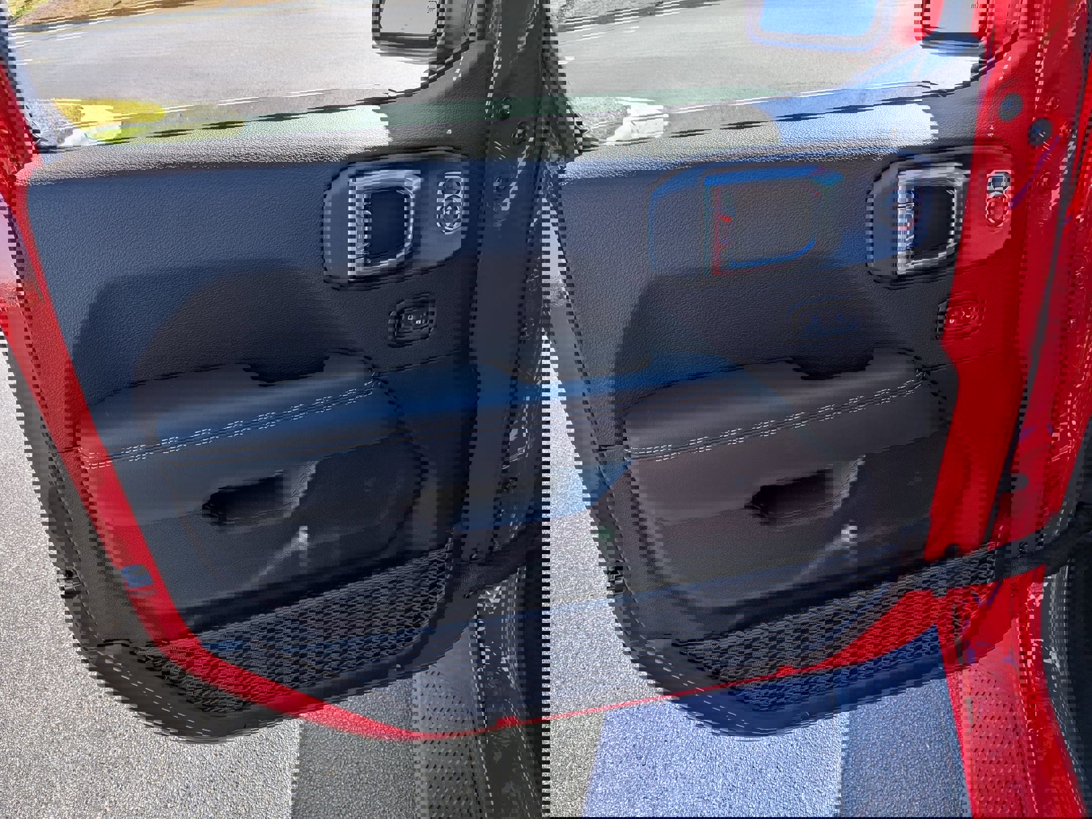 New 2025 Jeep Gladiator Sport image 10