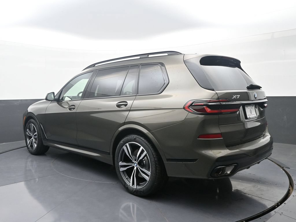 New 2027 BMW X7 xDrive40i w/ M Sport Package AWD/4WD image 5