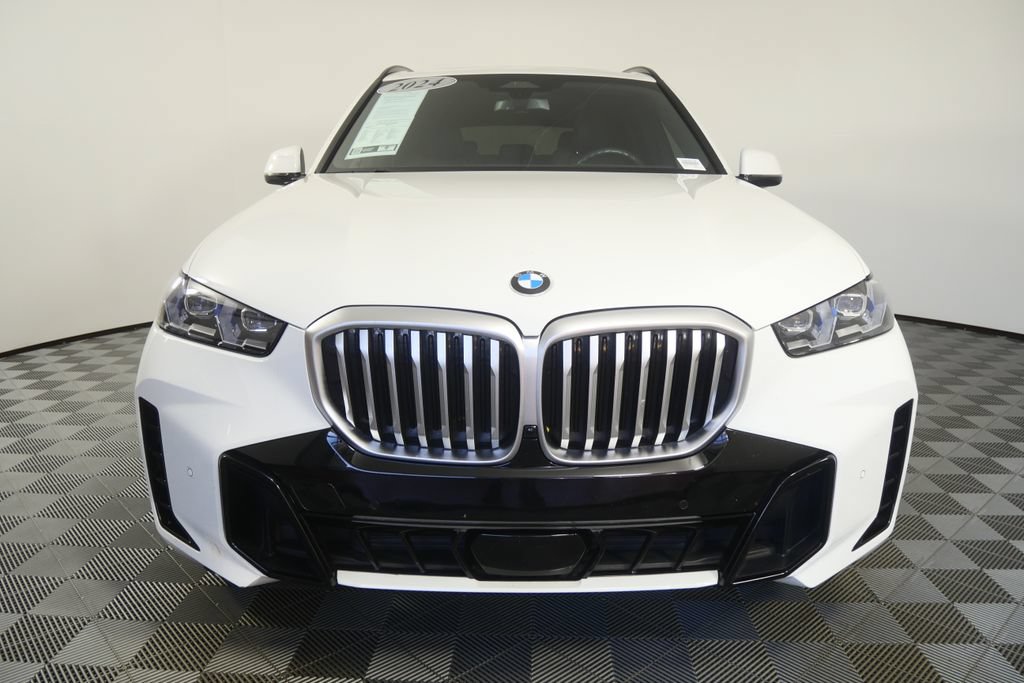 Used 2024 BMW X5 xDrive40i w/ M Sport Package AWD/4WD image 8