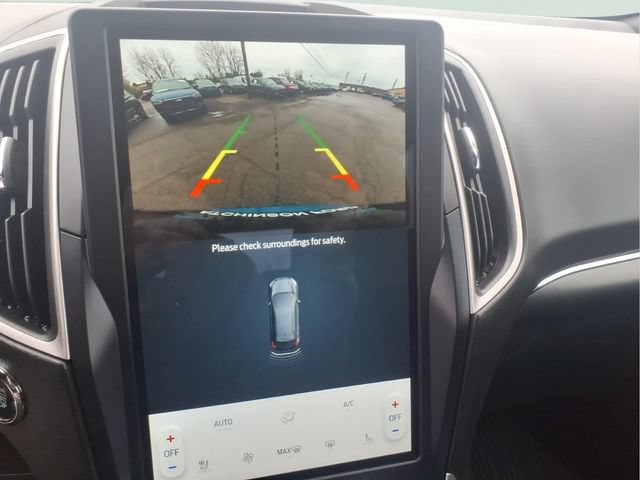Certified 2023 Ford Edge ST-Line w/ Class II Trailer Tow Package AWD/4WD image 17