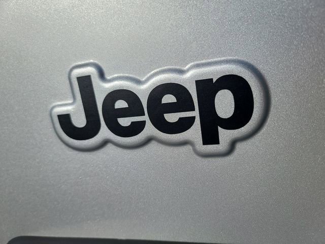 Used 2004 Jeep Wrangler Unlimited image 16