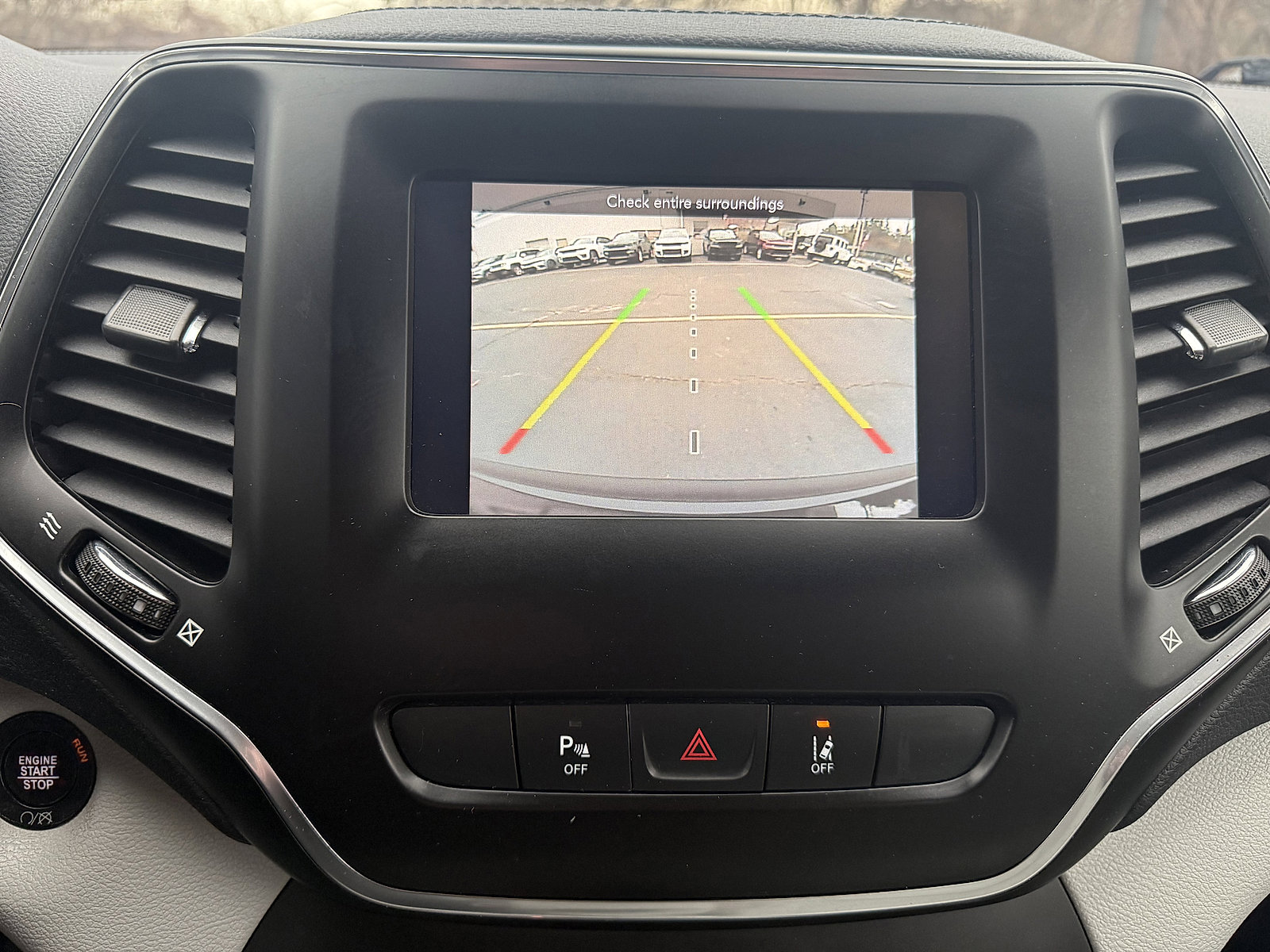 Used 2021 Jeep Cherokee Latitude Lux image 19