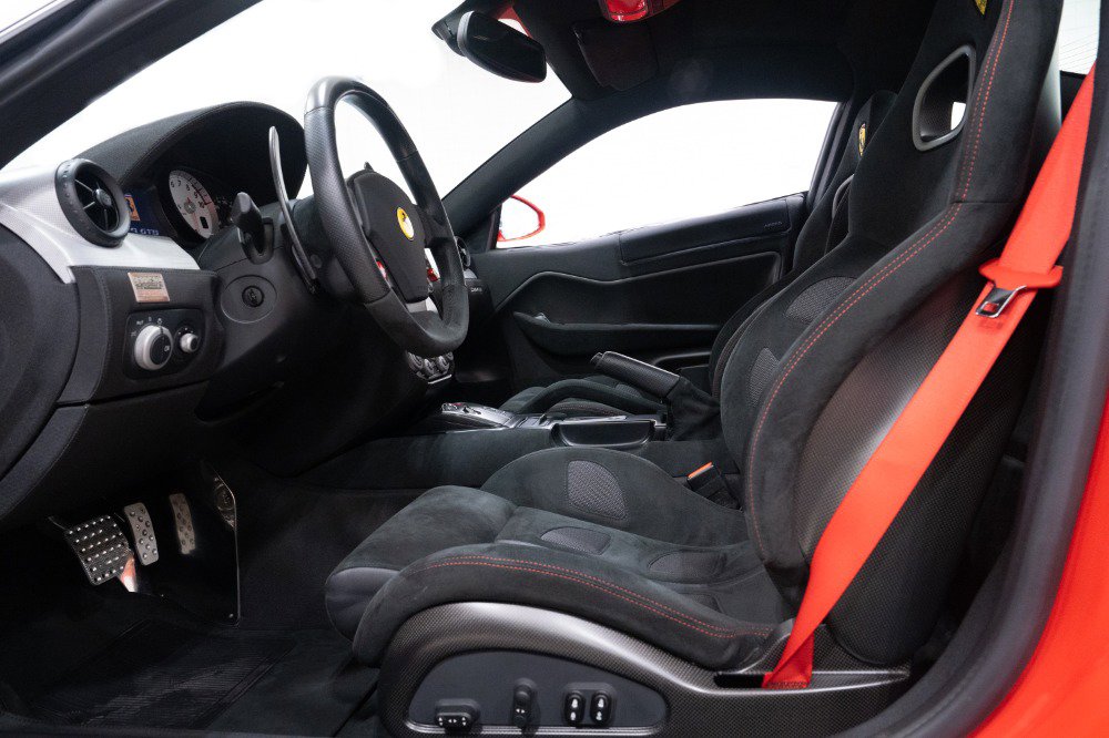 Used 2011 Ferrari 599 GTB Fiorano image 2