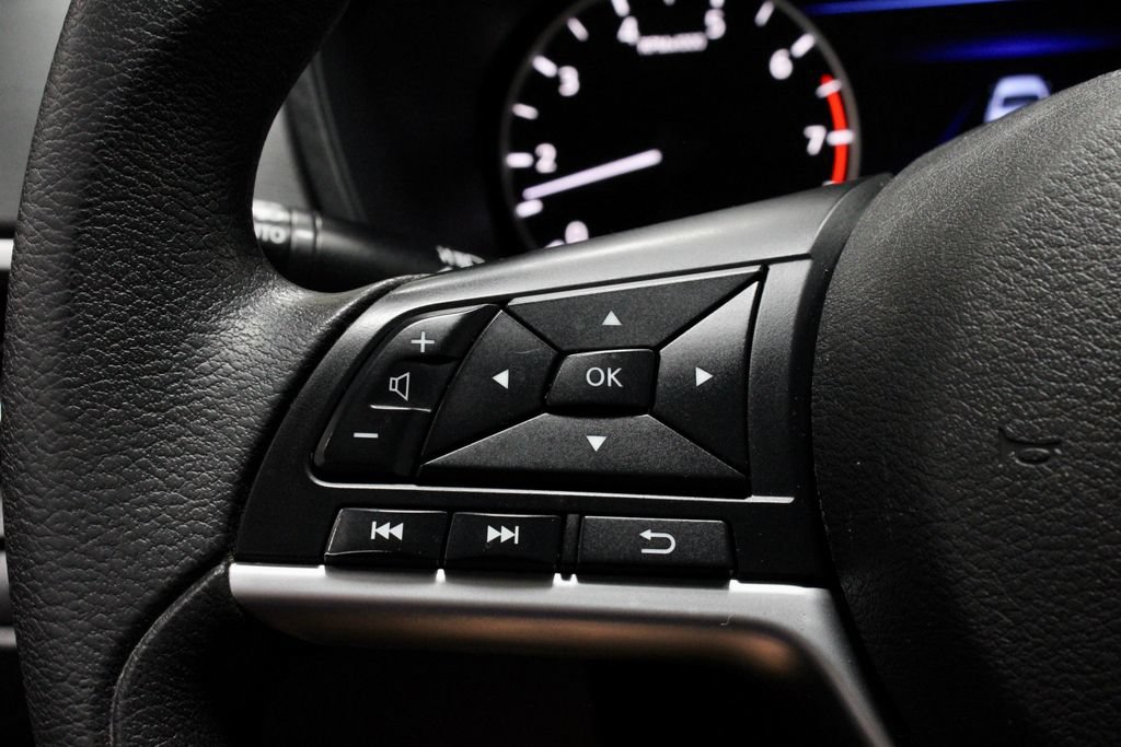 Used 2021 Nissan Altima 2.5 SV FWD image 26