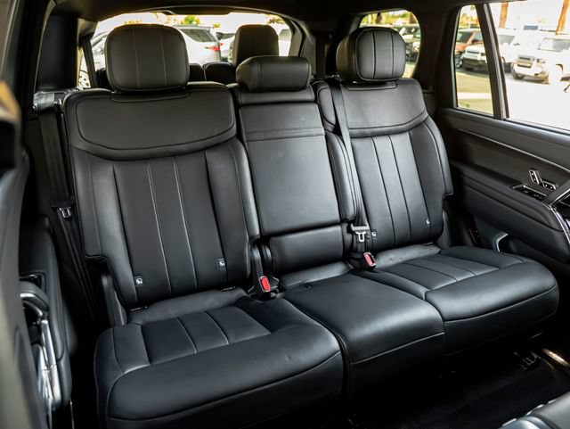 Used 2024 Land Rover Range Rover Long Wheelbase SE AWD/4WD image 25