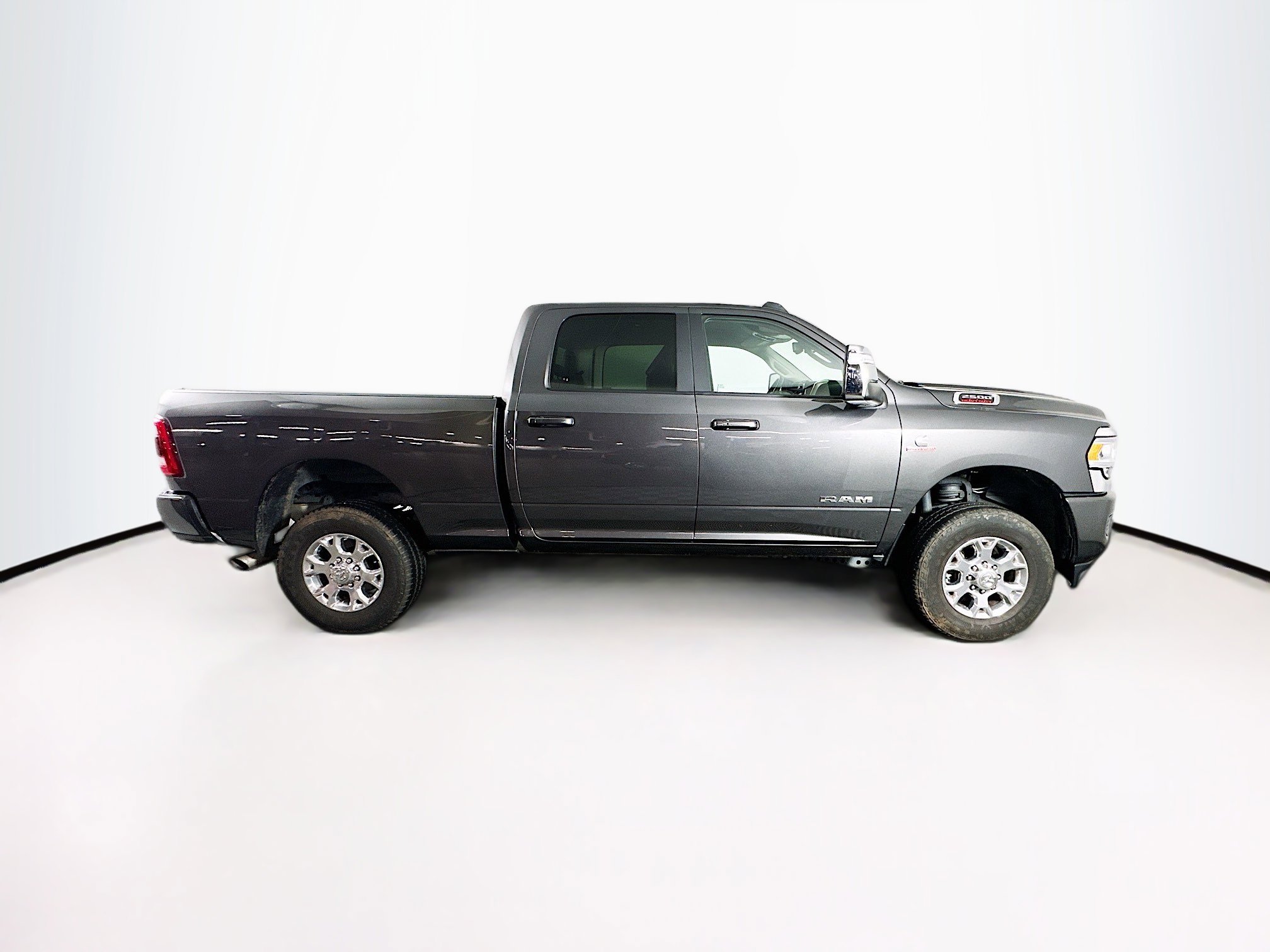 Used 2024 RAM 2500 Laramie image 10