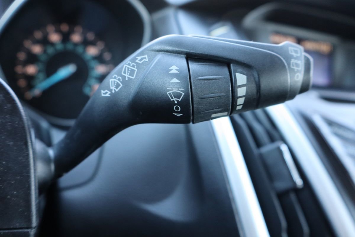 Used 2013 Ford Focus SE image 32