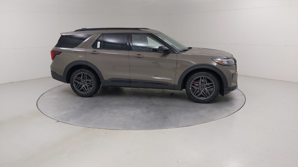 New 2027 Ford Explorer ST w/ Sun And Sound Package AWD/4WD image 14