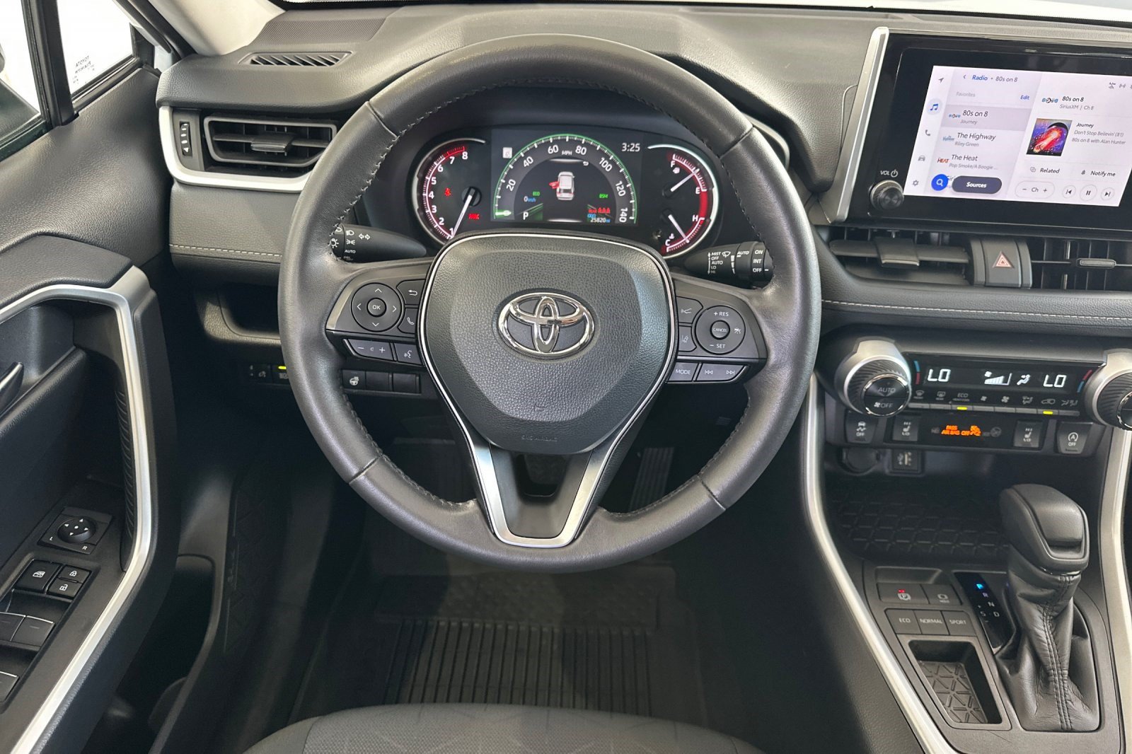 Used 2025 Toyota RAV4 XLE w/ Weather Package FWD image 18