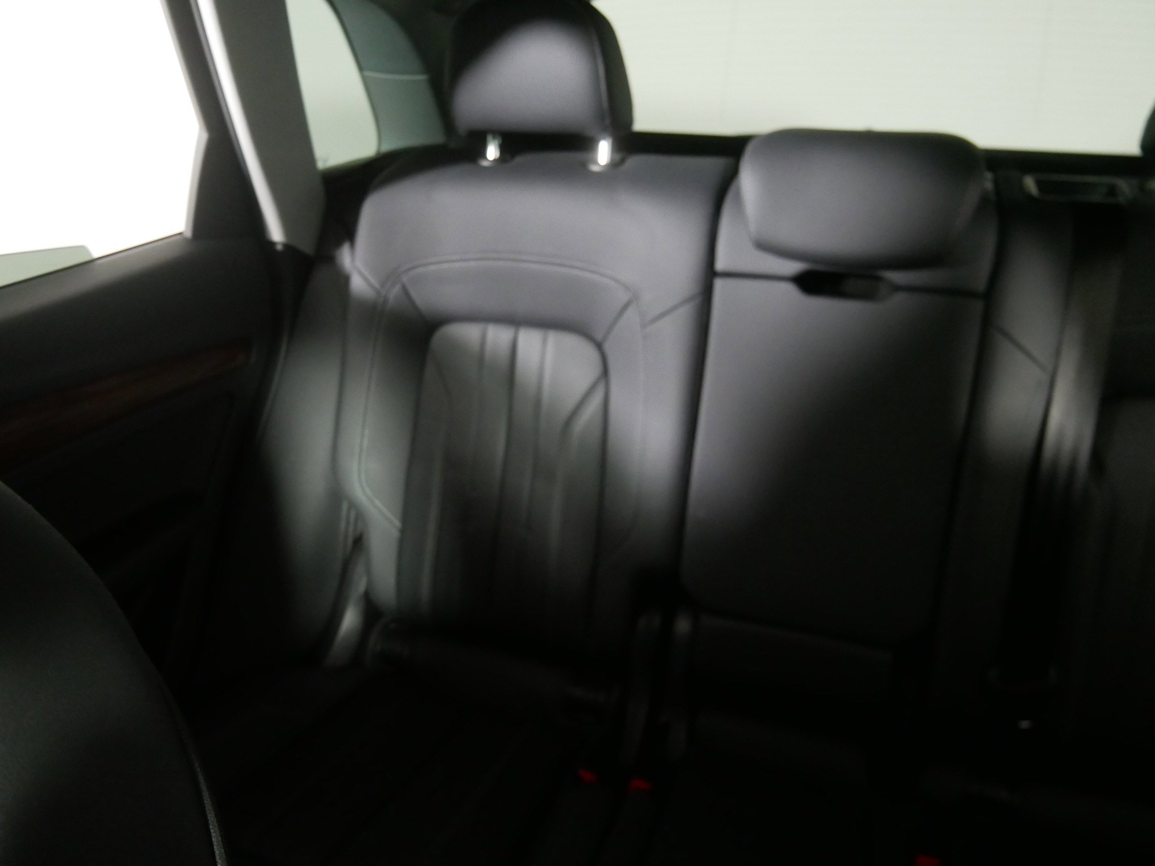 Used 2023 Audi Q5 2.0T Premium w/ Convenience Package image 12