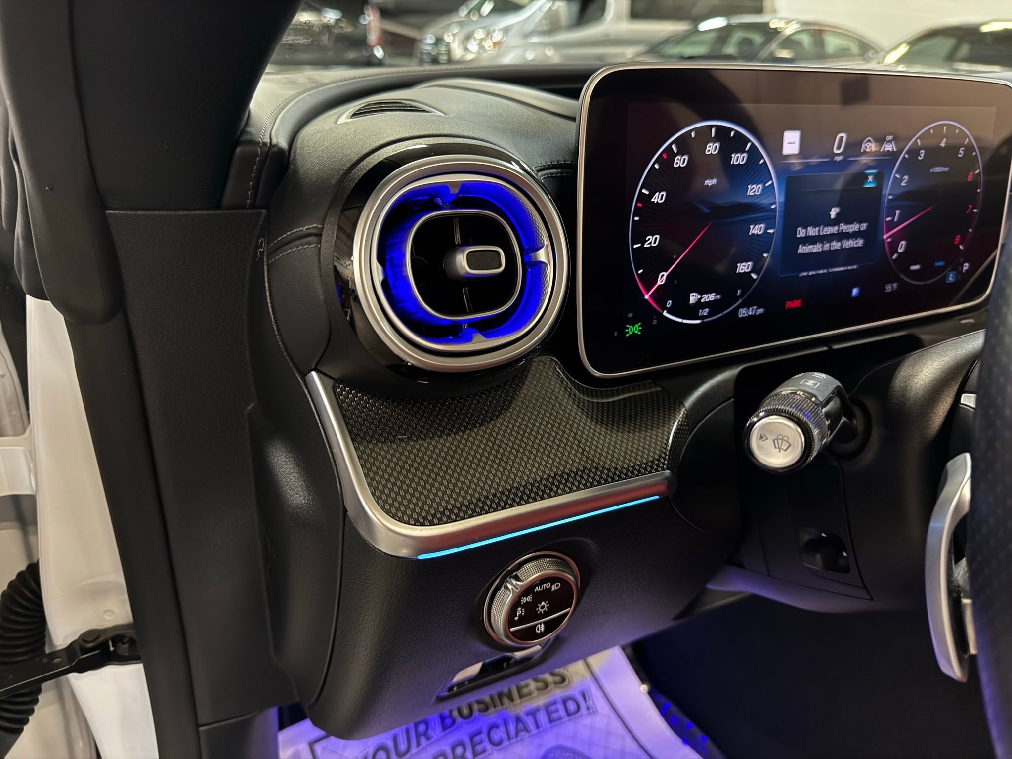 Used 2024 Mercedes-Benz CLE 450 4MATIC Cabriolet image 39