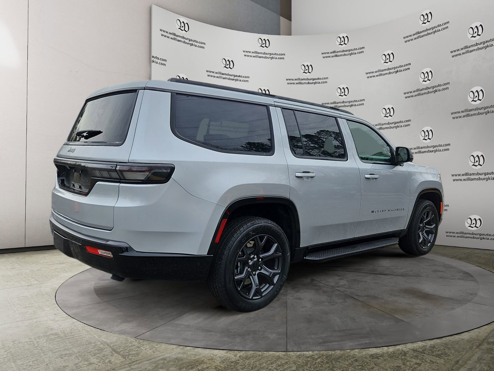 New 2026 Jeep Grand Wagoneer Limited w/ Convenience Group I image 5