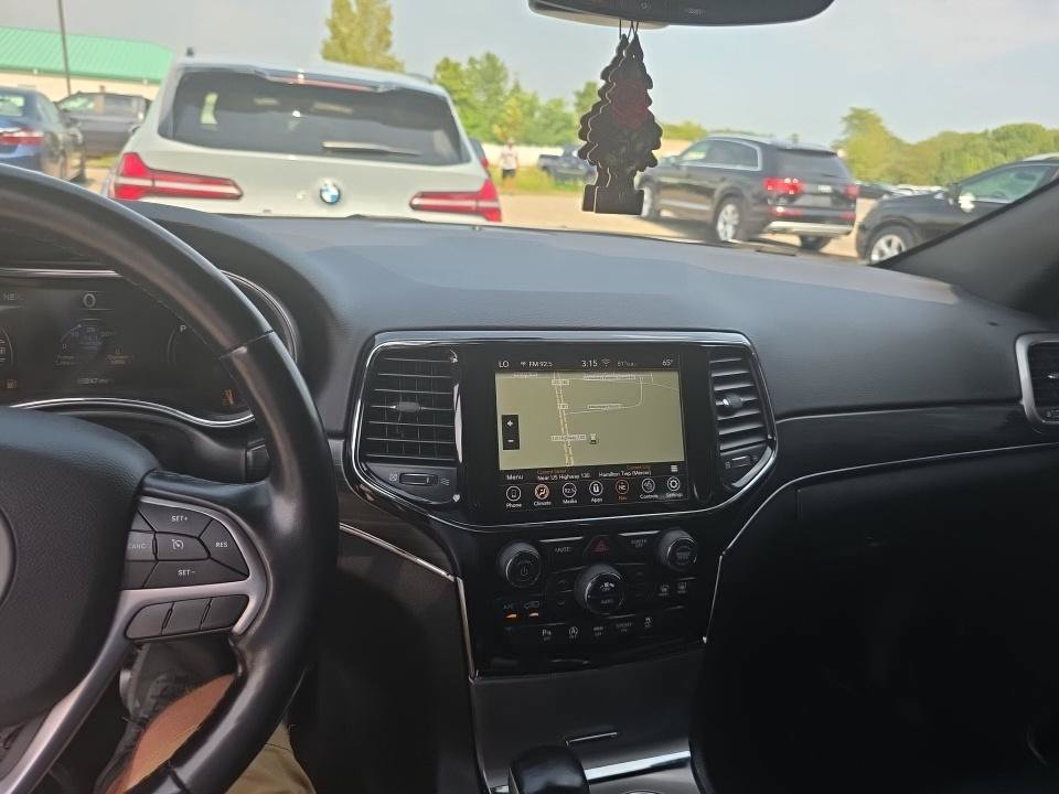 Used 2021 Jeep Grand Cherokee Limited w/ Premium Lighting Group AWD/4WD image 3