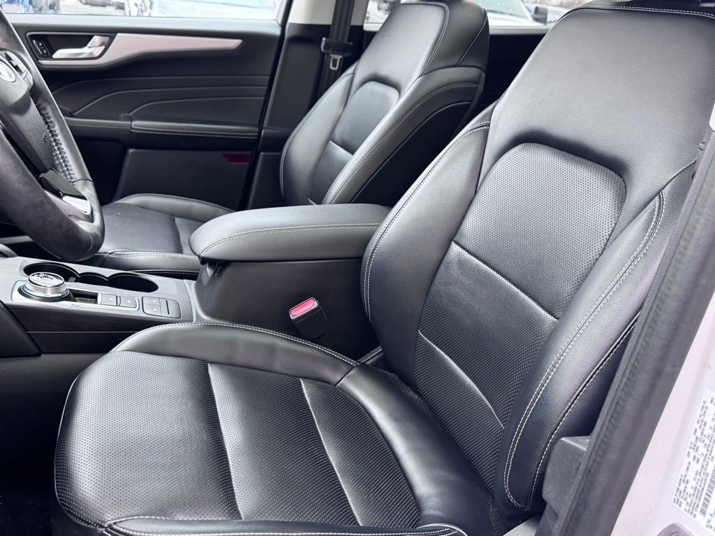 Certified 2021 Ford Escape SEL AWD/4WD image 8