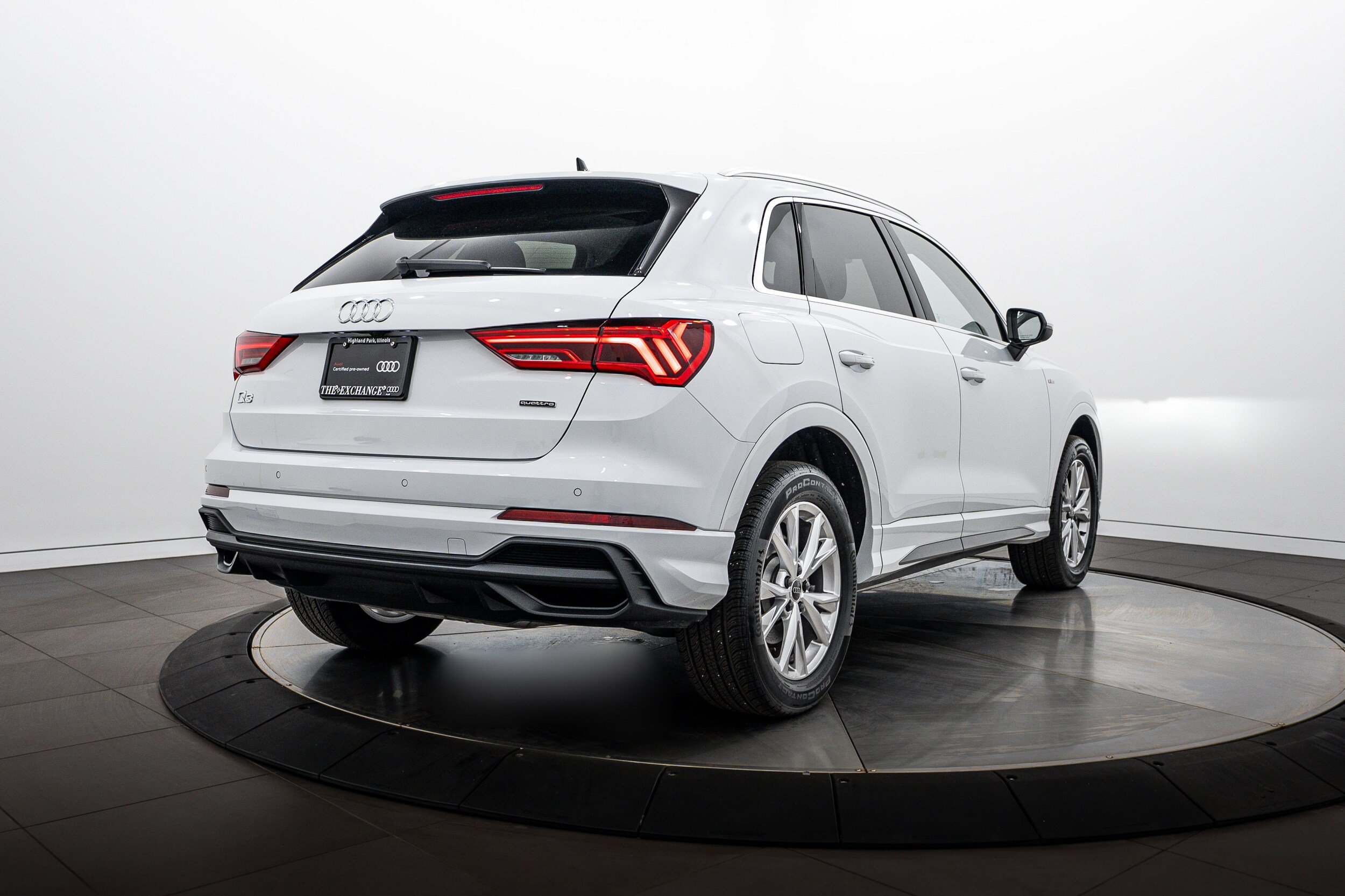 Certified 2023 Audi Q3 2.0T Premium w/ Convenience Package AWD/4WD image 4