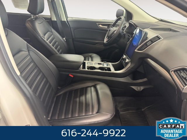 Used 2023 Ford Edge SEL w/ Convenience Package AWD/4WD image 4