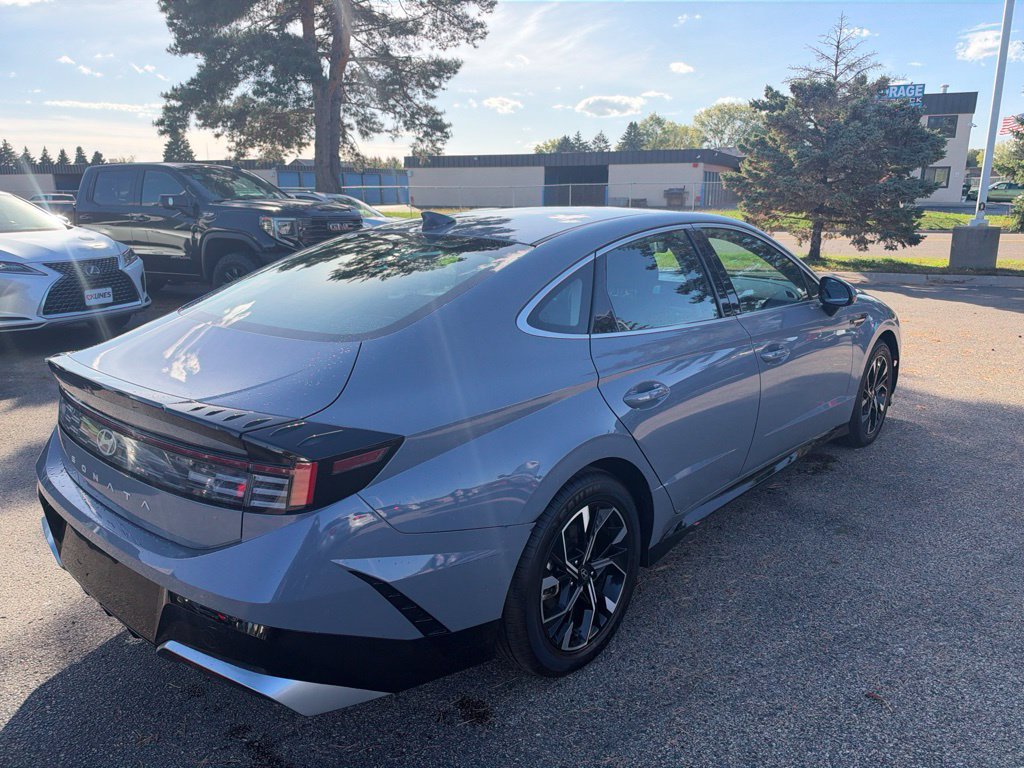 Used 2024 Hyundai Sonata SEL FWD image 5