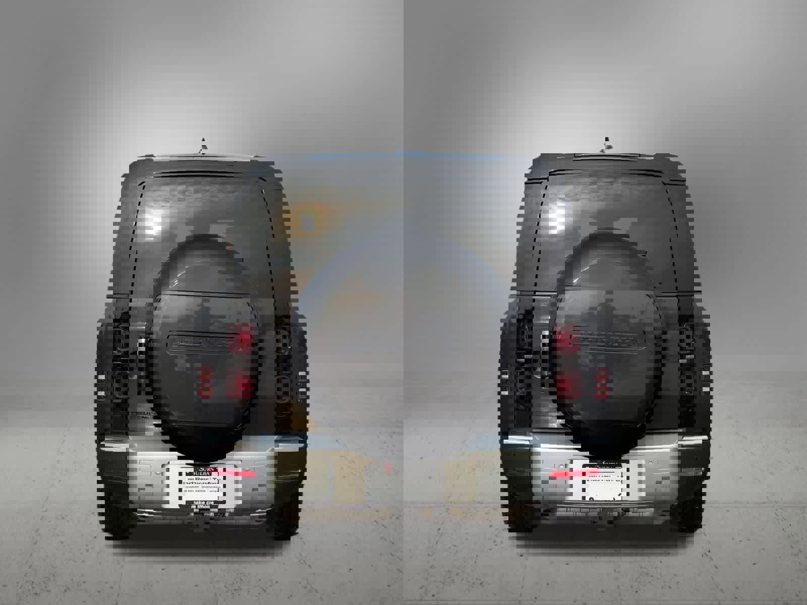 Used 2024 Land Rover Defender 130 S image 5