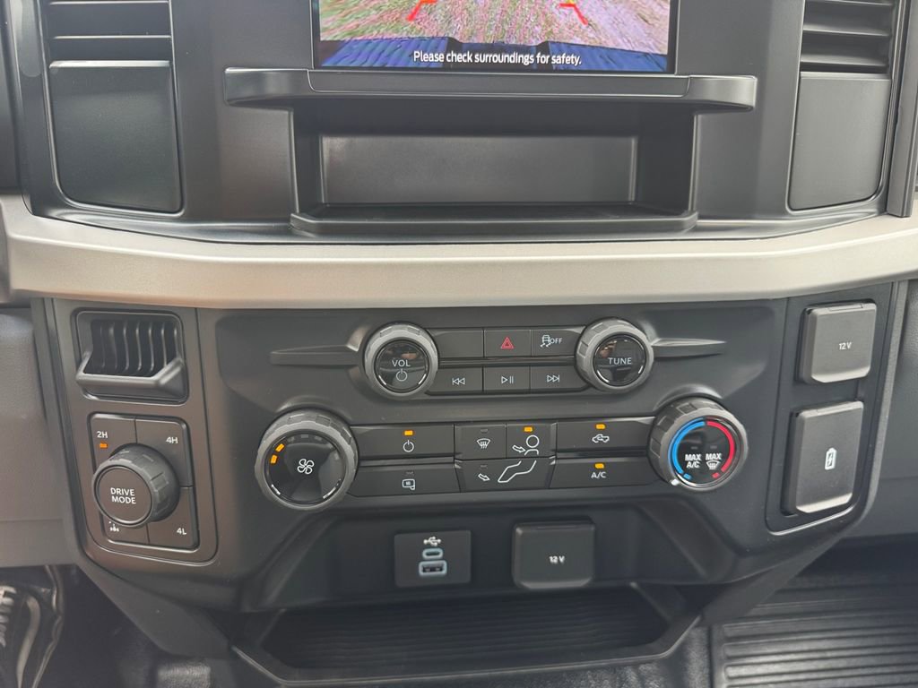 New 2026 Ford F250 XL image 32