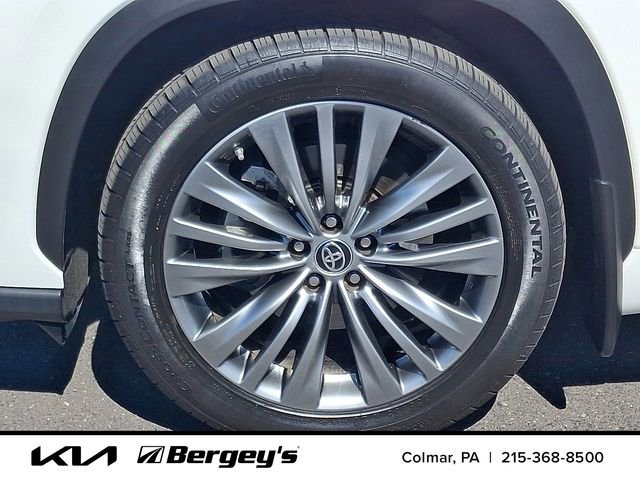 Used 2020 Toyota Highlander Platinum AWD/4WD image 10