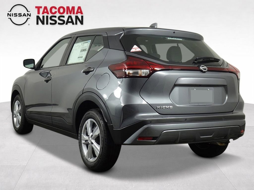 New 2025 Nissan Kicks Play S image 3