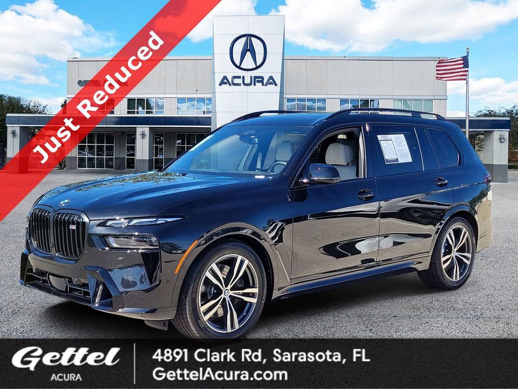 Used 2025 BMW X7 M60i image 1