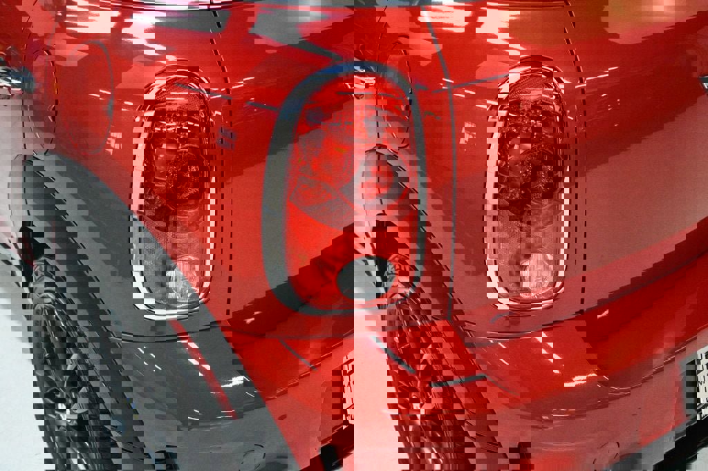 Used 2013 MINI Cooper Countryman S image 13