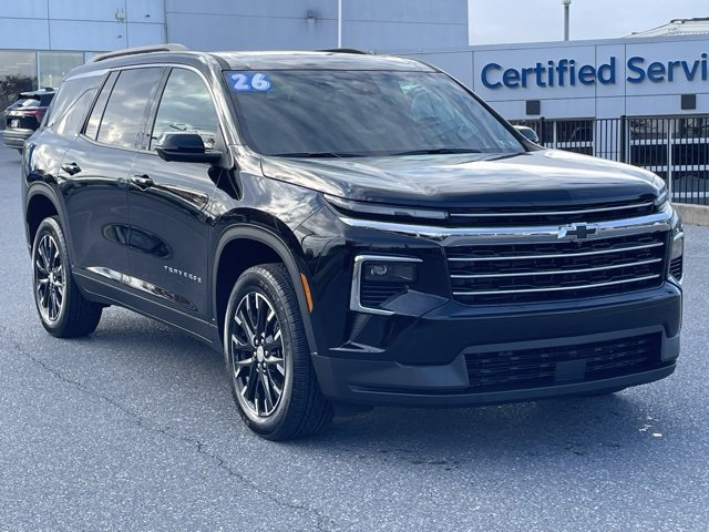 Used 2026 Chevrolet Traverse LT w/ Sun and Wheel Package