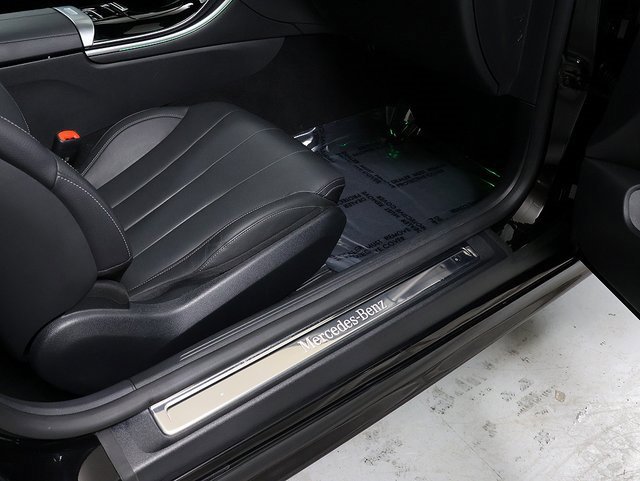 Certified 2024 Mercedes-Benz CLE 450 4MATIC Cabriolet image 33