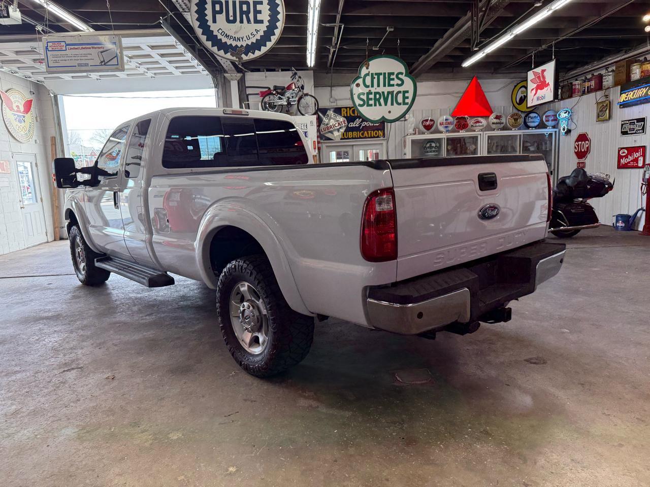 Used 2016 Ford F250 XLT image 3