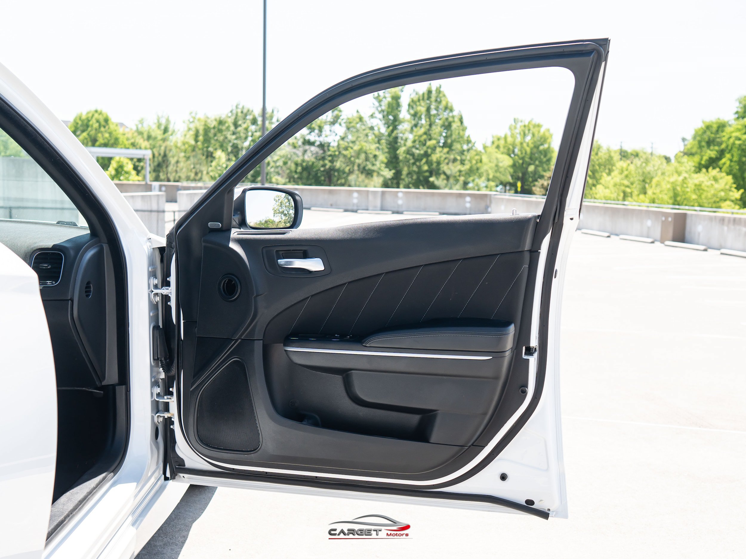 Used 2020 Dodge Charger Scat Pack RWD image 40