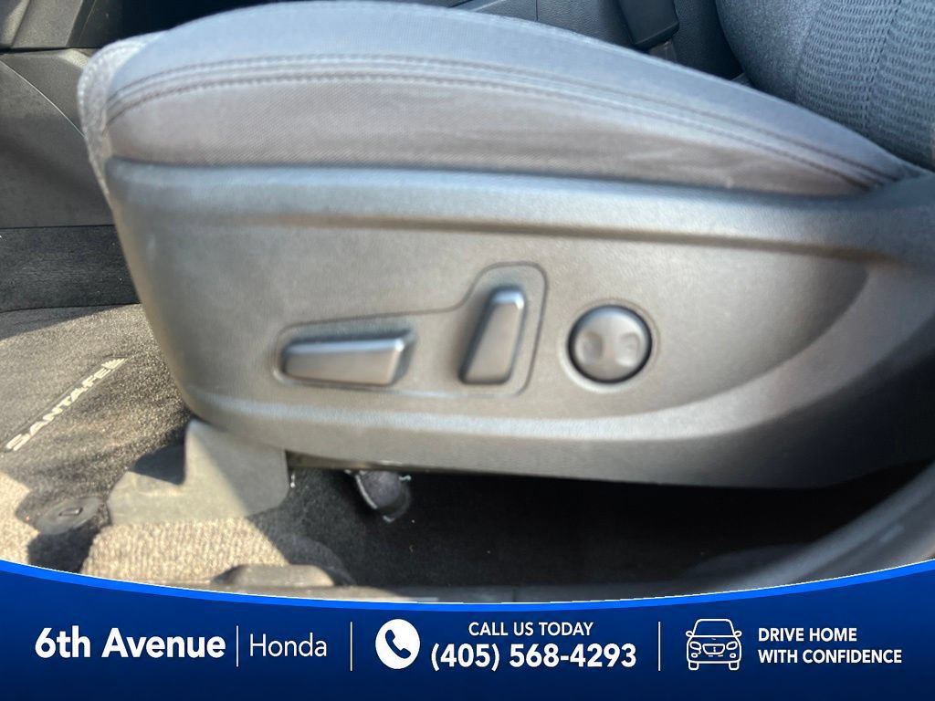 Used 2023 Hyundai Santa Fe SEL FWD image 29