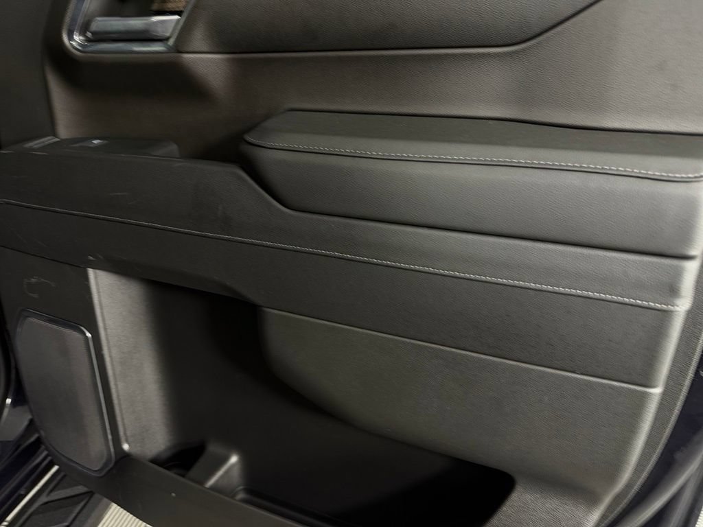 Used 2024 Chevrolet Silverado 1500 LT Trail Boss w/ Convenience Package II AWD/4WD image 31