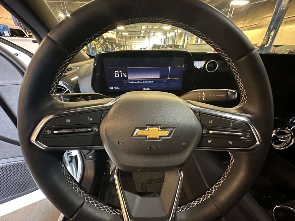 Used 2024 Chevrolet Blazer EV LT AWD/4WD image 15
