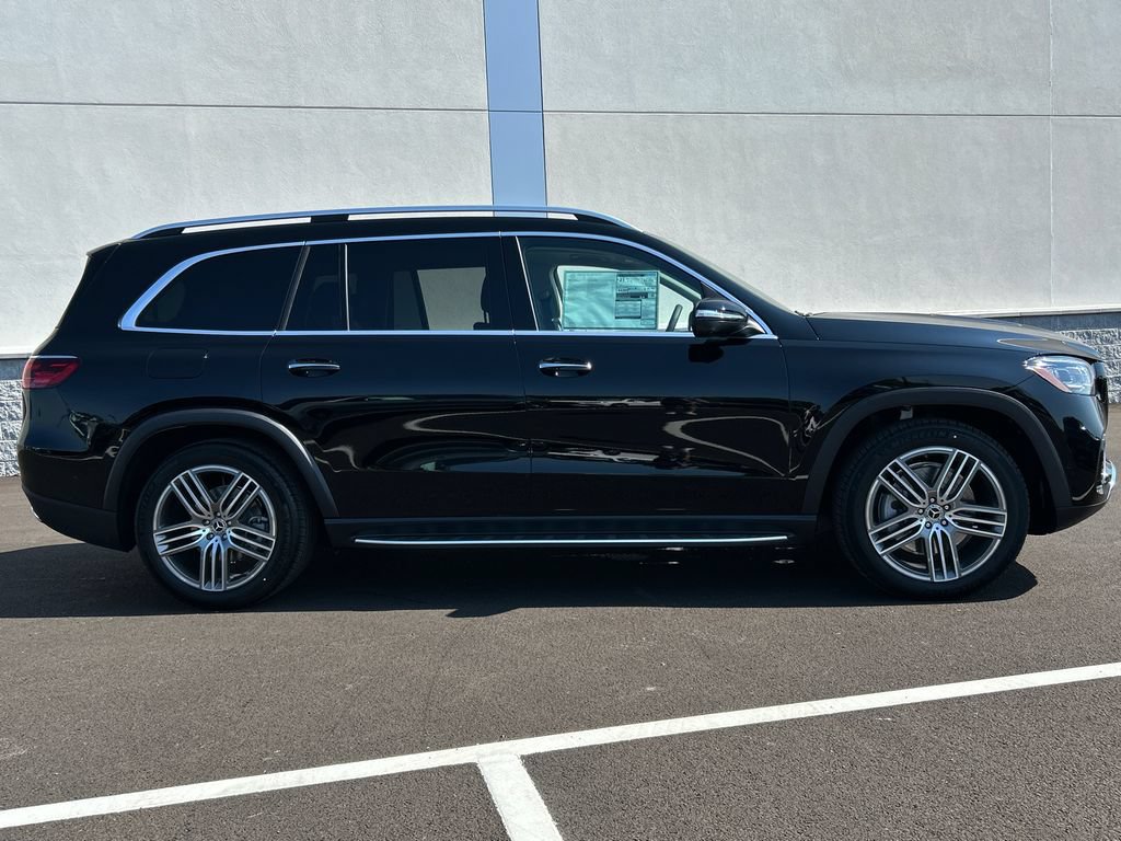 New 2026 Mercedes-Benz GLS 450 4MATIC image 9