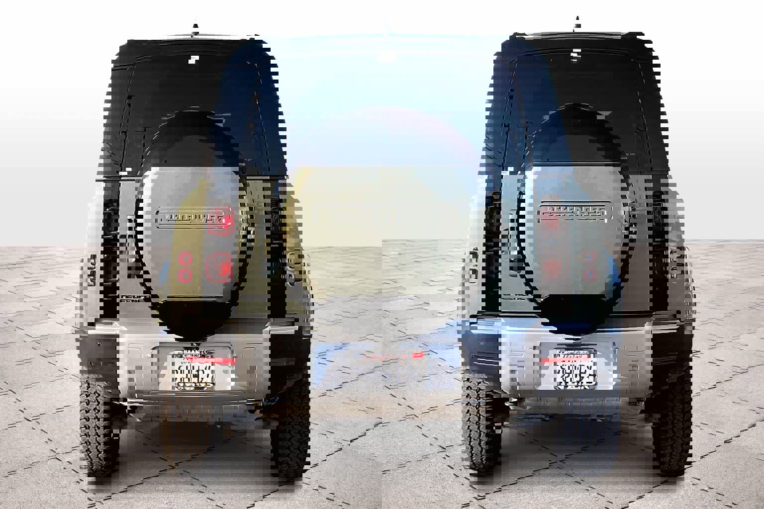 Used 2025 Land Rover Defender 110 S image 6