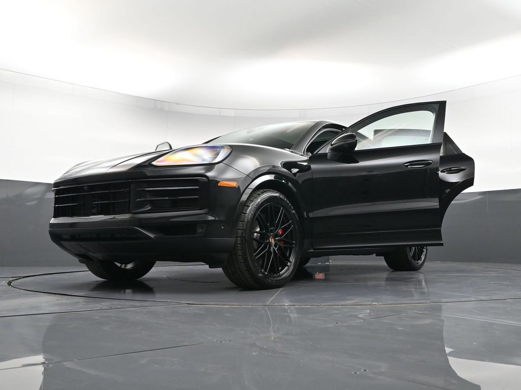New 2026 Porsche Cayenne S image 40