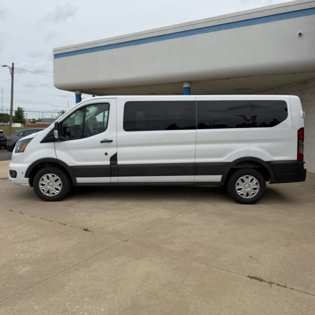 Used 2025 Ford Transit 350 XLT RWD image 2