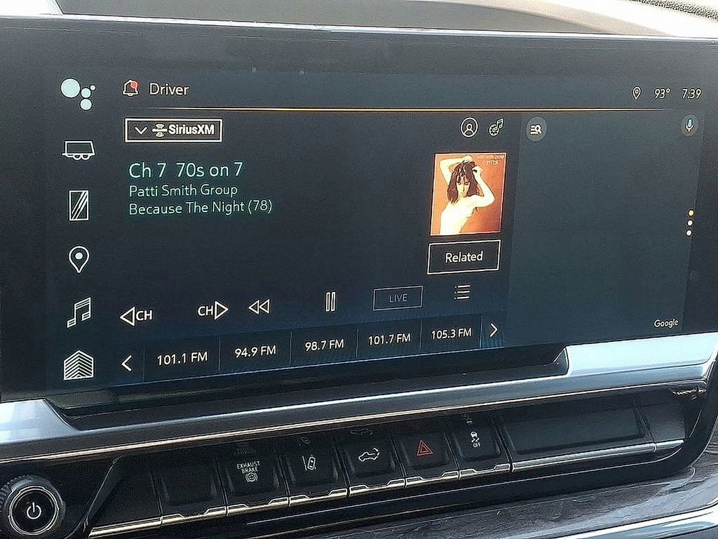 Used 2024 Chevrolet Silverado 2500 LTZ image 16