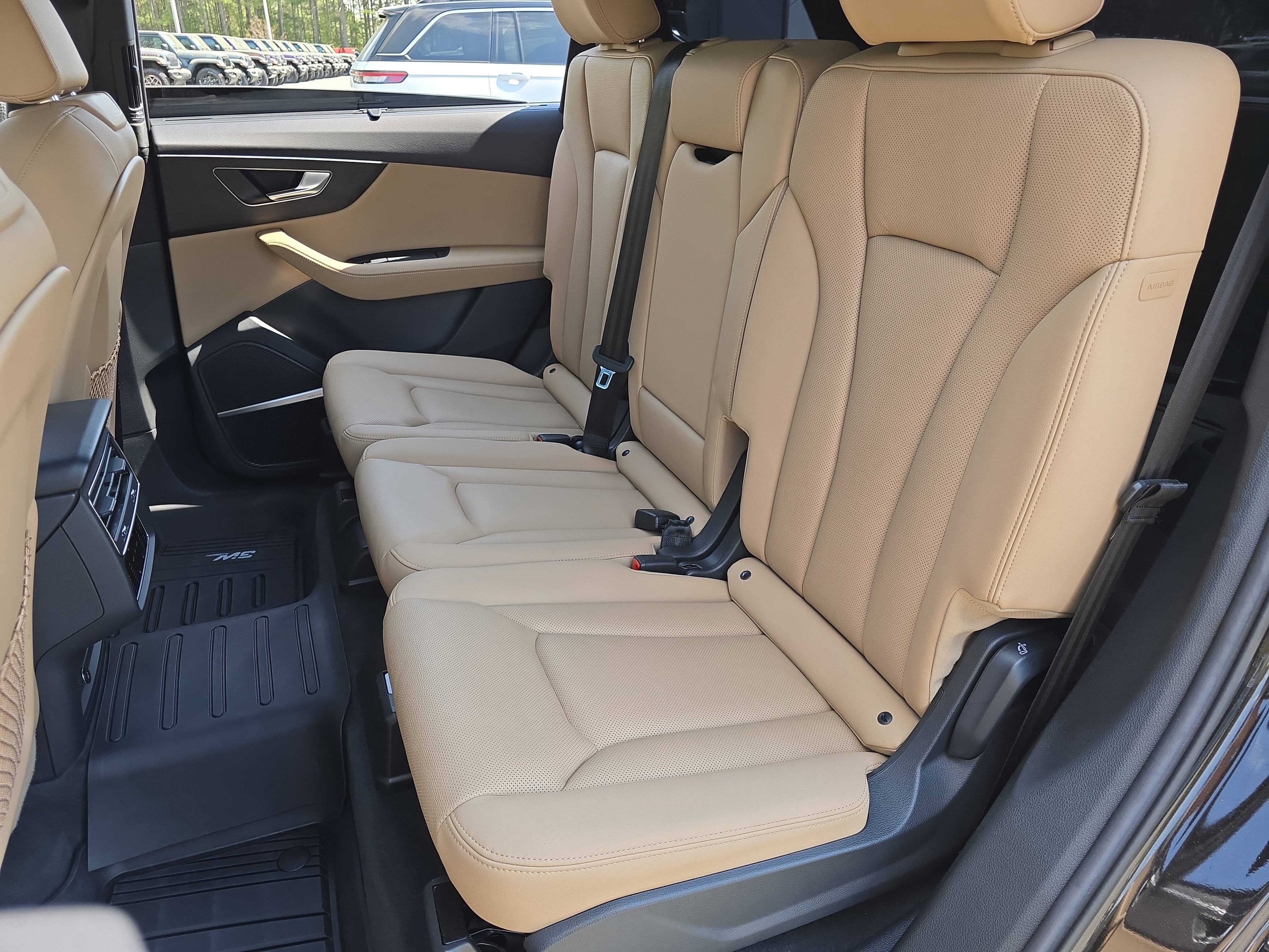 Used 2023 Audi Q7 3.0T Premium Plus w/ Premium Plus Package image 17