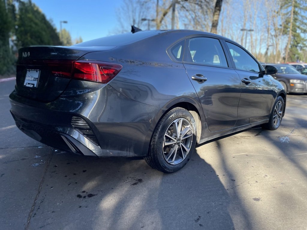 Used 2022 Kia Forte LXS image 5