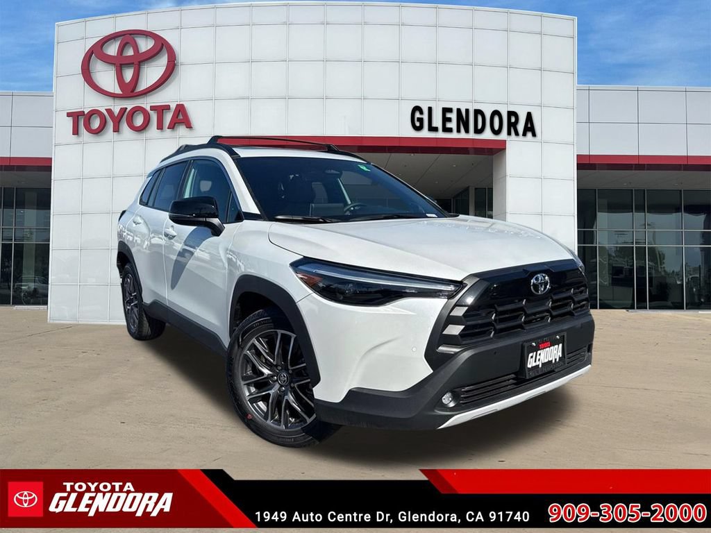 Used 2026 Toyota Corolla Cross XLE w/ Convenience Package FWD image 1