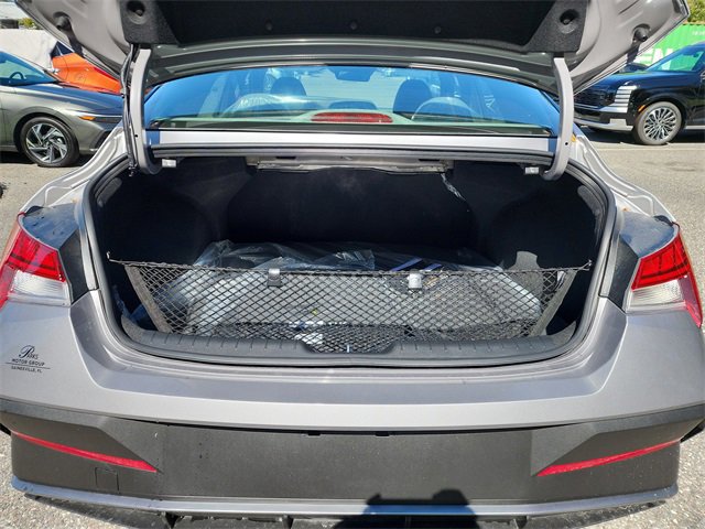 New 2025 Hyundai Elantra Blue image 8