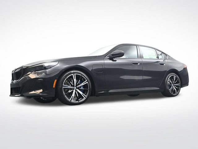 New 2027 BMW 550e xDrive w/ Executive Package AWD/4WD image 40