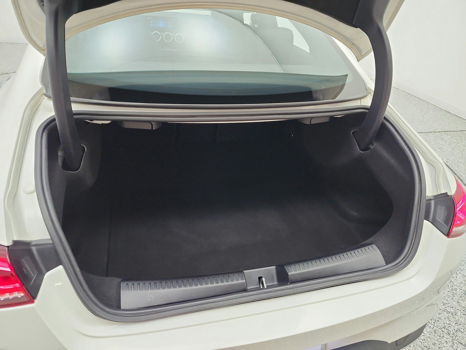Certified 2022 Mercedes-Benz CLA 250 image 22