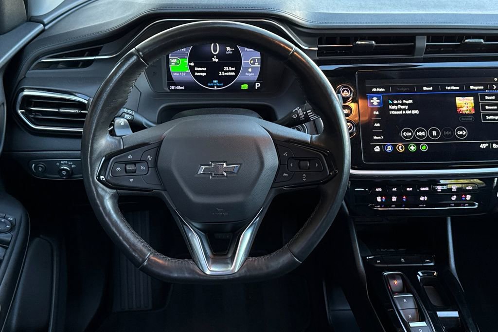 Certified 2023 Chevrolet Bolt EUV LT w/ Convenience Package image 16