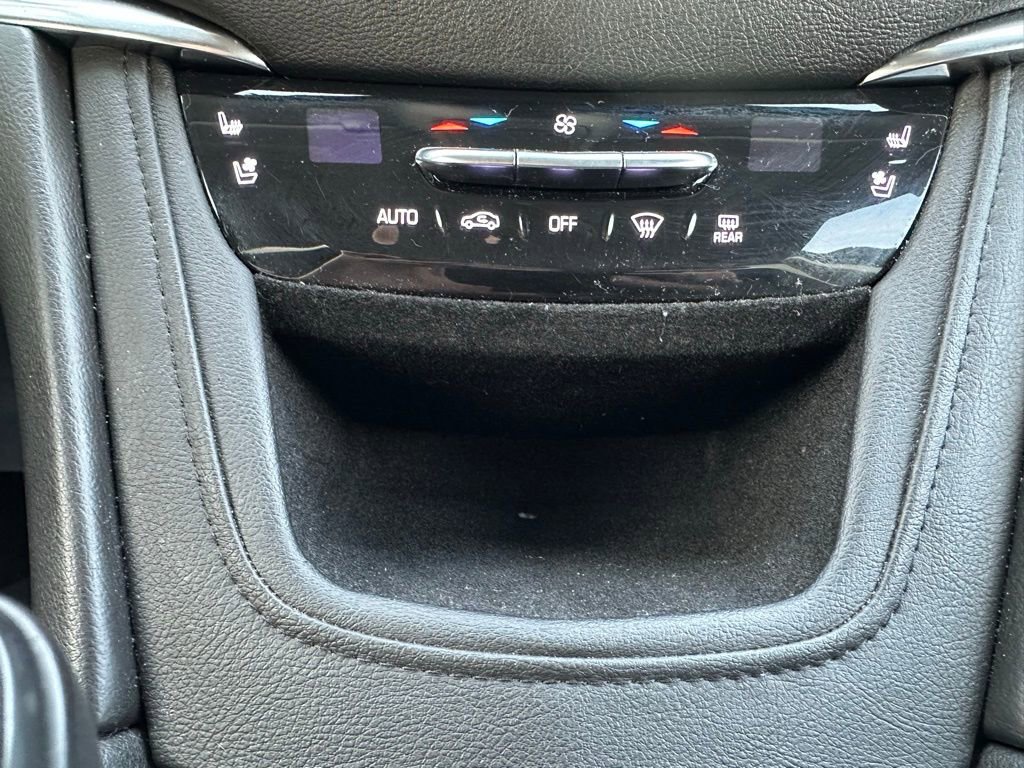 Used 2019 Cadillac XT5 Premium Luxury image 31