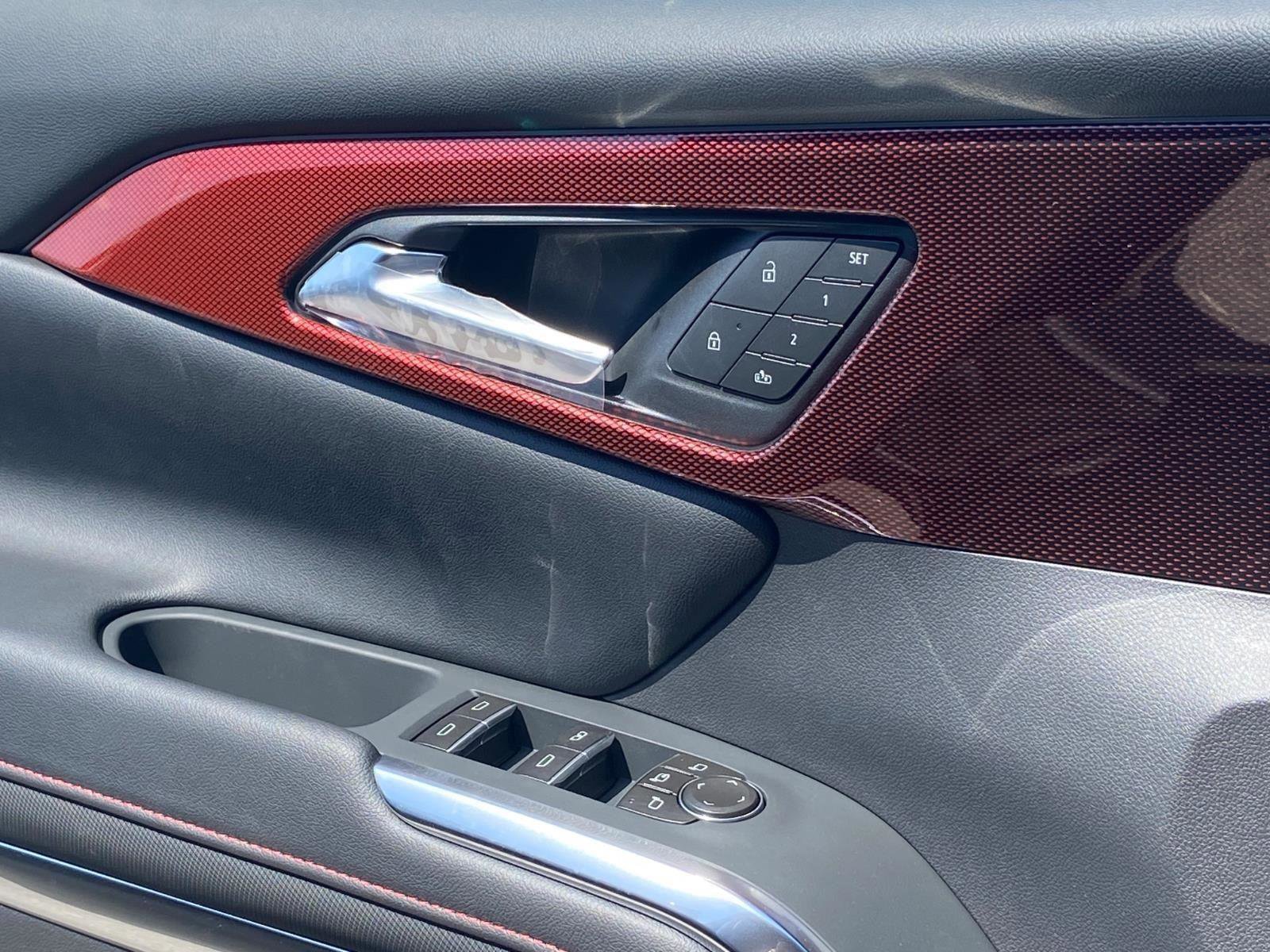 New 2026 Chevrolet Traverse RS FWD image 18