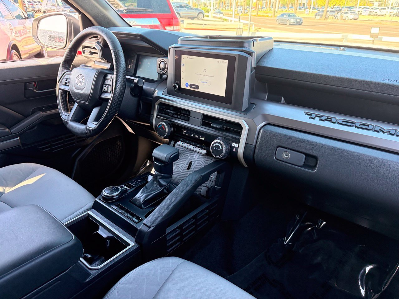 Used 2024 Toyota Tacoma SR5 AWD/4WD image 12